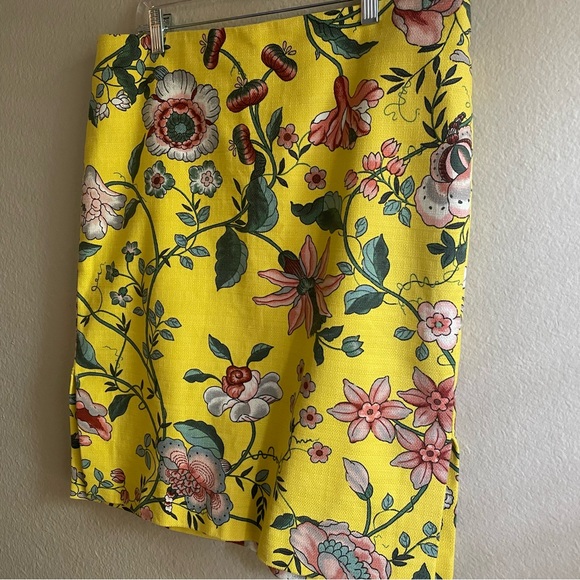 LOFT Yellow Floral Skirt Size 14 - Picture 5 of 7